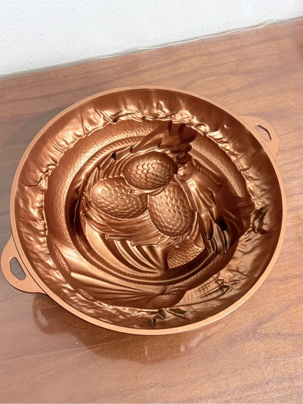ThinkGeek Game of Thrones Dragon with Eggs Copper Cast Aluminum Bundt Pan